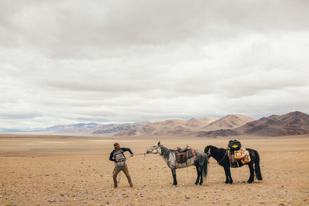 Challenges of Stefan Haworth on a solo horse trekking expedition in Mongolia