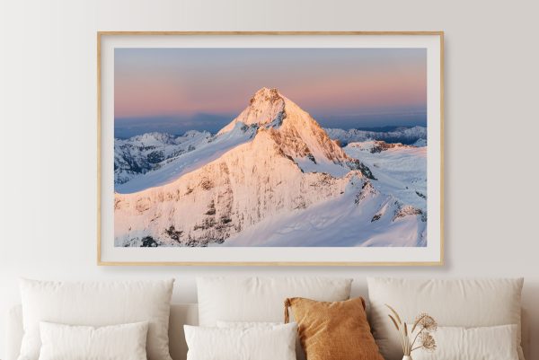 Lounge containing Stefan Haworth's Photography print "Mt Aspiring Sunrise"